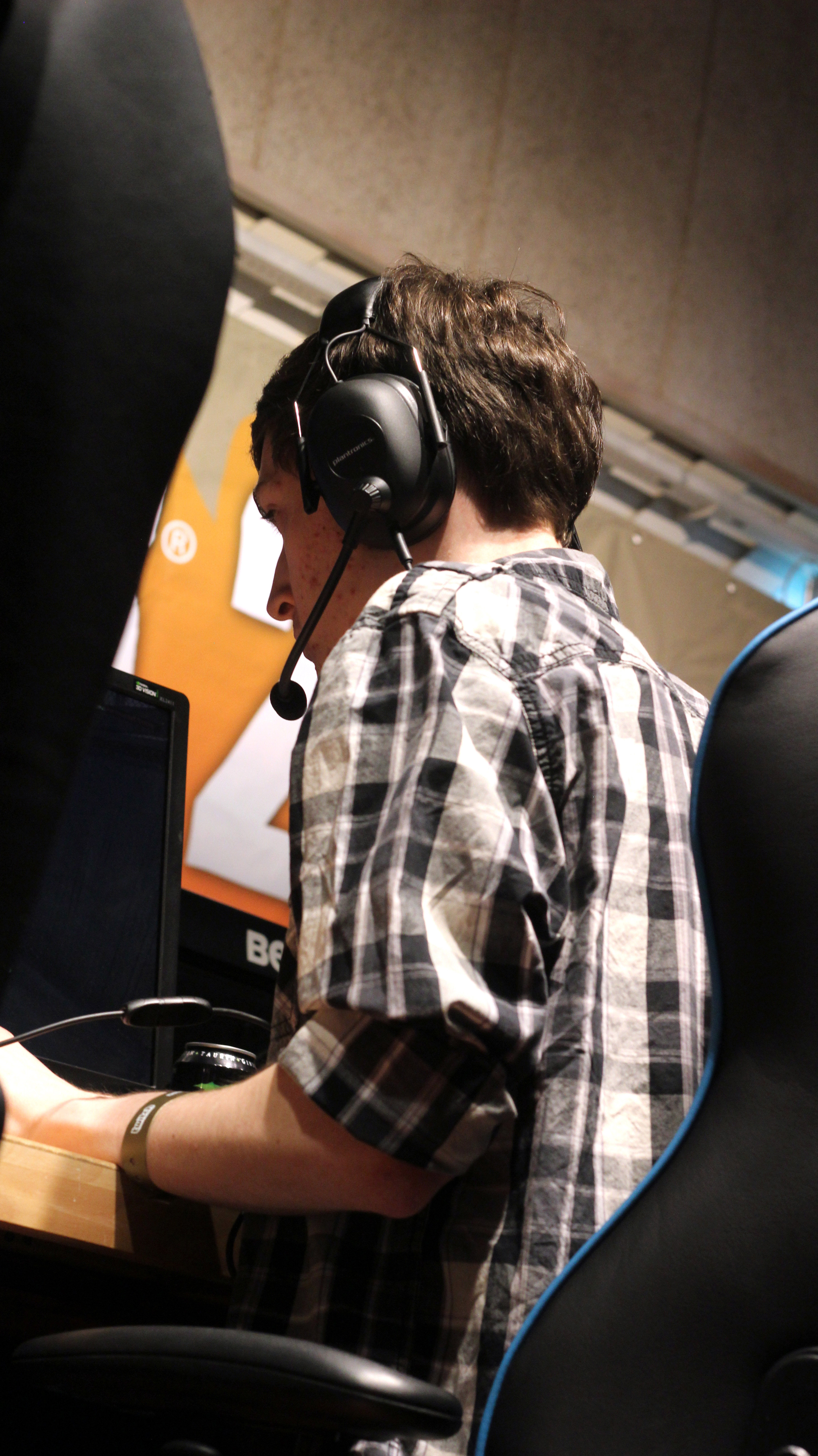 Starkie competing with nameLess at DreamHack Summer 2016.