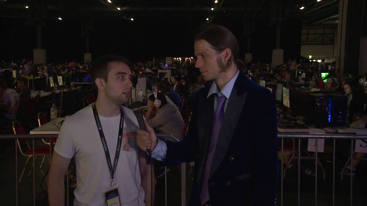 Freestate being interviewed by Extine at i58.